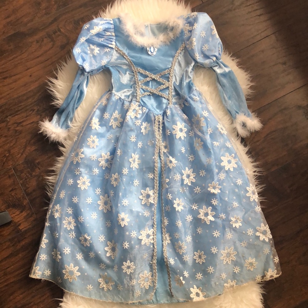 Girls’ Snow Queen Dress-up Costume